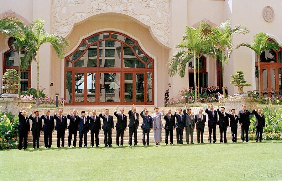 El 14 de noviembre de 1998, Vietnam se convirtió en miembro oficial del Foro de Cooperación Económica Asia-Pacífico (APEC). (Foto: VNA)