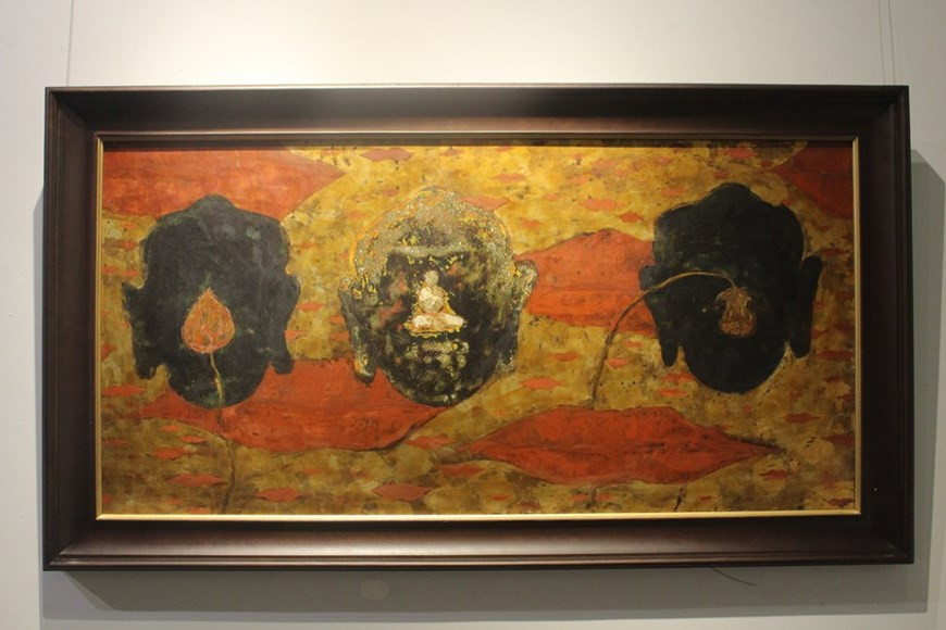 "Khau niem" fue dibujada por el artista Nguyen Tien Ngoc en dos años de 2019 a 2021. El budismo ha hecho contribuciones significativas a la cultura de Vietnam, con su legado prominente en la ética, la filosofía, la literatura, la arquitectura, la escultura, los rituales de la nación, entre otros. Vietnam es una gran familia con 54 grupos étnicos que comparten la mayoría de los rituales de adoración. Son diversos en cuanto a los sujetos de veneración y el espacio. La práctica de adorar tanto a Buda como a los antepasados el primer y el decimoquinto día de cada mes lunar se ha convertido en una marca religiosa y cultural del pueblo vietnamita. (Foto: Vietnam+) 