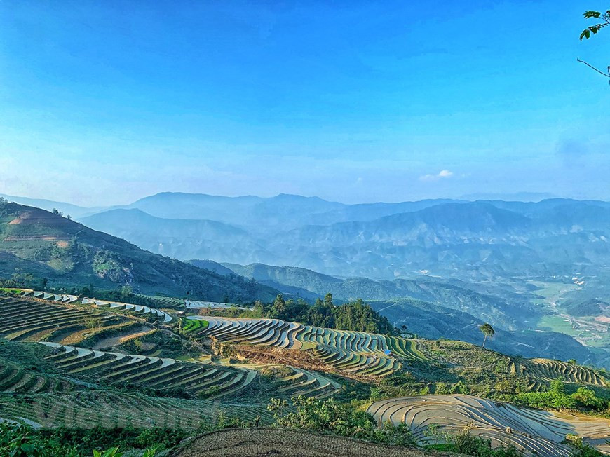 Las llamadas “escaleras al cielo” crean una escena majestuosa. (Foto: VNA)