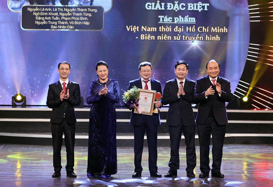 La televisión Nhan Dan (Pueblo) gana el premio extraordinario. (Fuente: VNA)