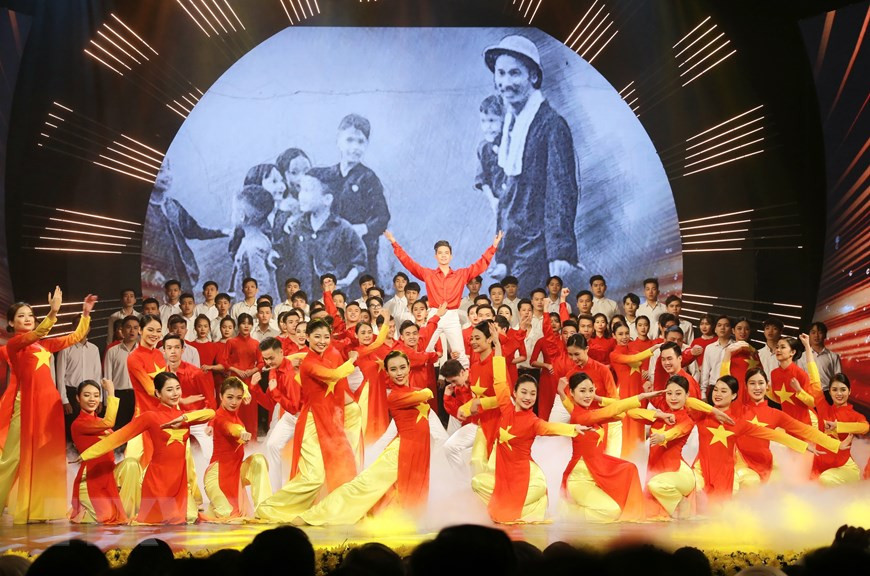 Una actuación artística en el evento. (Fuente: VNA)