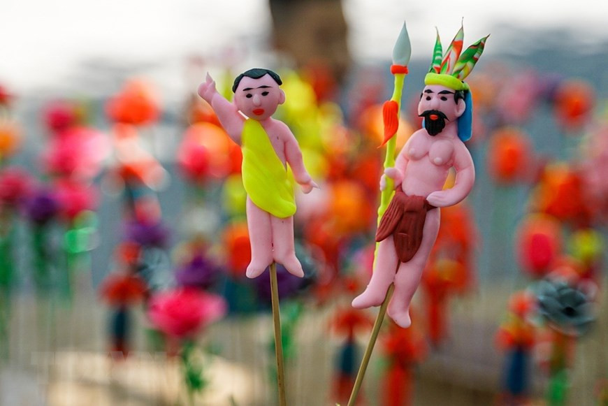 Figura de los reyes Hung, legendarios fundadores de la nación. (Foto: VNA)