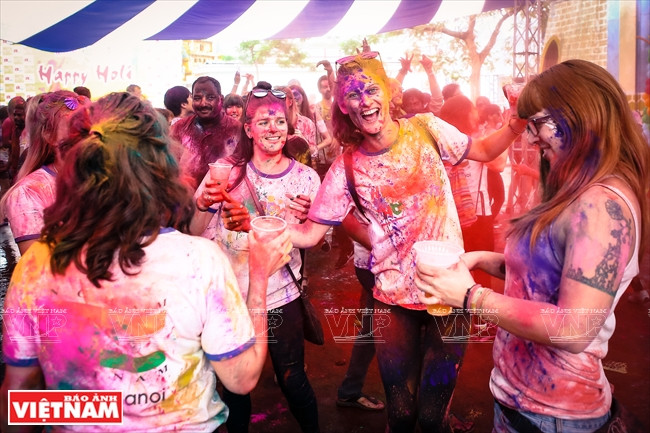 Alegría de los jóvenes en el festival (Fuente: VNA)