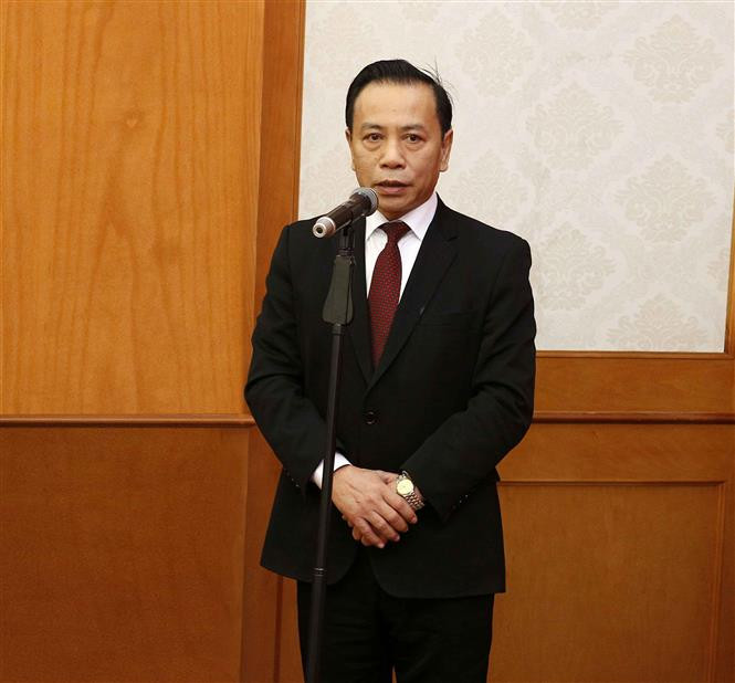 El subjefe del Departamento de Relaciones Exteriores del Comité Central del Partido Comunista de Vietnam Nguyen Tuan Phong, en la cita (Fuente: VNA)
