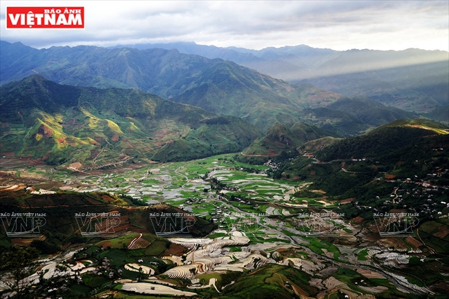 Almanecer en el valle de Khau Pha (Fuente: Revista Vietnam)