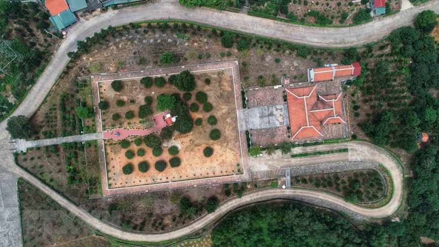 El Templo de la dinastía Tran constituye una de las obras más importantes del sitio de reliquias de esa dinastía en el distrito de Dong Trieu, en la provincia de Quang Ninh, y fue honrado como reliquia nacional especial en 2013. (Foto: VNA)
