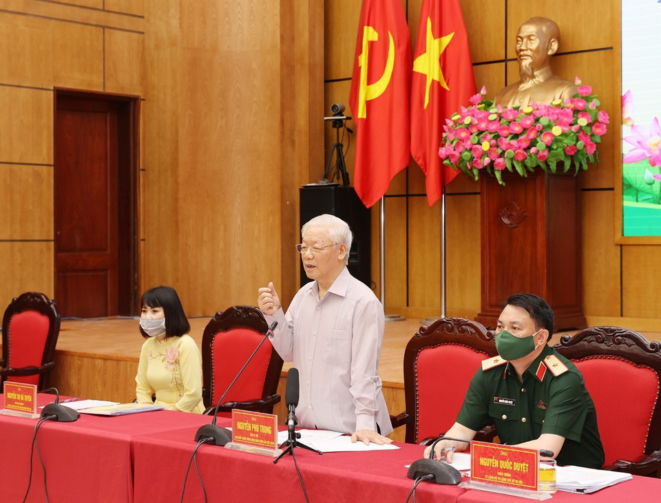 El secretario general del Partido Comunista de Vietnam, Nguyen Phu Trong, presenta su plan de acción (Foto: VNA)