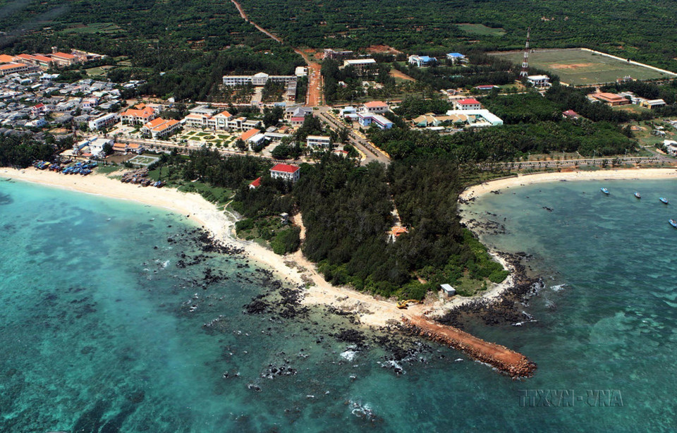 Desarrollar el producto del turismo verde, en la isla de Phu Quy, constituye un hito en el desarrollo turístico de la provincia de Binh Thuan. Foto: VNA