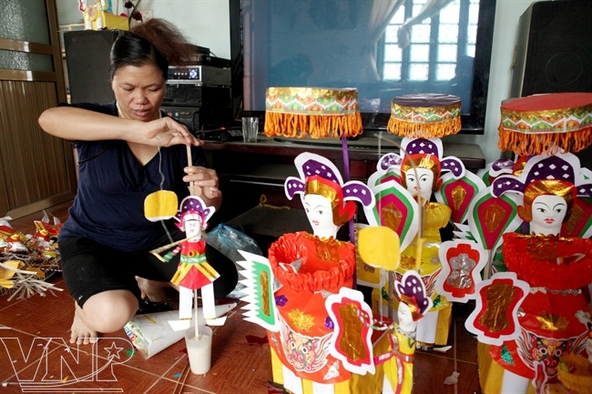 Tuyen ha desarrollado el oficio a lo largo de más de 40 años. (Fuente: VNA)