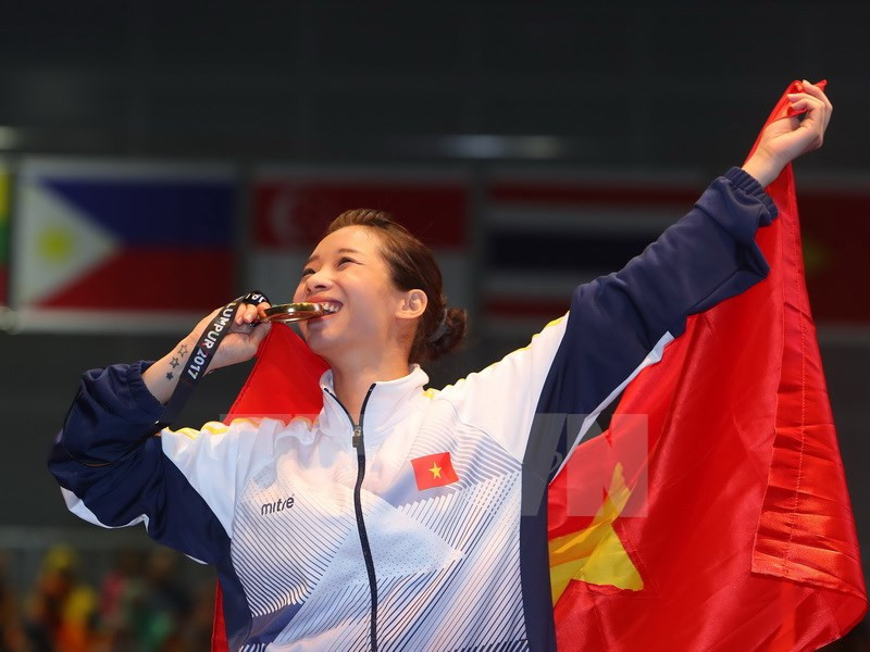 Duong Thuy Vi gana medalla de oro en Wushu (Fuente: VNA)