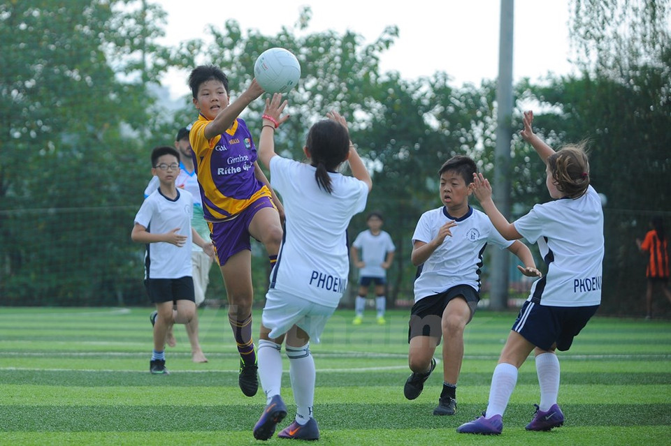 Si el balón pasa por encima del travesaño, se anota un punto; si pasa por debajo se anota un gol equivalente a tres puntos (Fuente: VNA)