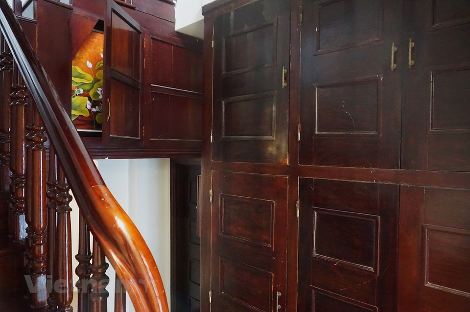 El sistema de armarios empotrados de madera. (Fuente: VNA)