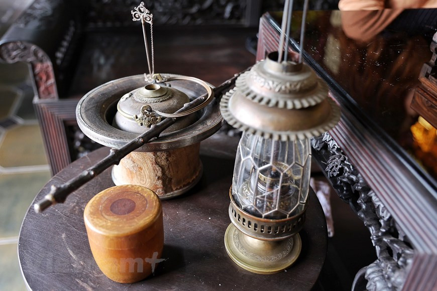 Los sujetos decorativos antiguos también evidencian las diferentes etapas de desarrollo de la historia nacional (Foto: Vietnam +)