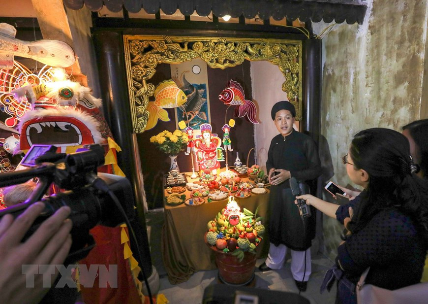 La bandeja de frutas que se elabora en ocasión del Festival de Medio Otoño (Fuente: VNA)