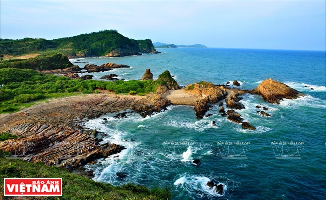 La playa roca de Mong Rong es un lugar que cualquier visitante a Co To no puede perderse (Foto: VNA)