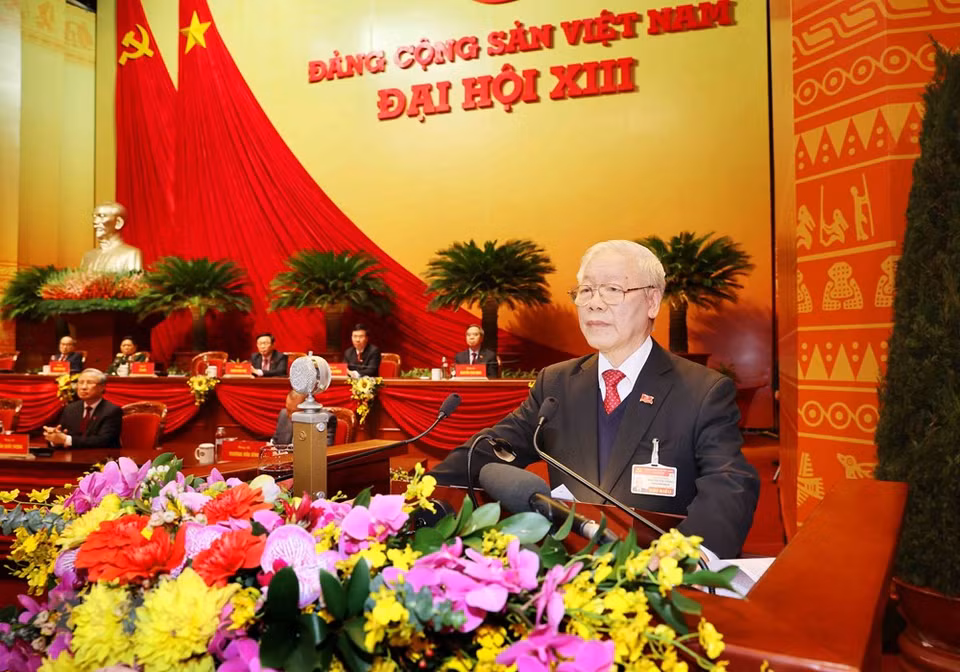 Nguyen Phu Trong, secretario general del Comité Central del XIII mandato y presidente de Vietnam, interviene en la sesión de clausura, en nombre del órgano rector del PCV. (Foto: VNA)