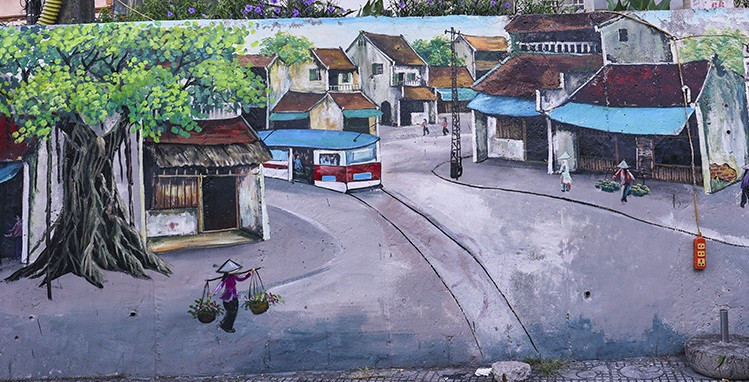 En las obras, aparece un Hanoi en el pasado que tiene una belleza pacífica. Las pinturas son hermosas en términos de paisajes, objetos y gente de la capital vietnamita. (Fuente:VNA)