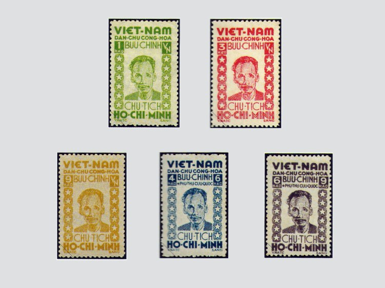 Los sellos que conmemoran la Revolución de agosto (19 de agosto de 1945) y la fundación de la República Democrática de Vietnam (2 de septiembre de 1945) se emitieron en 1946, diseñados por el pintor Nguyen Sang.