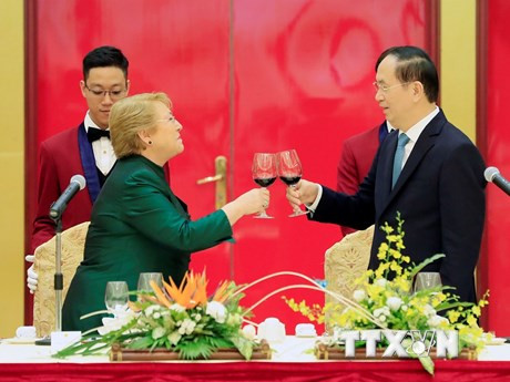 Tran Dai Quang ofreció un banquete estatal a la presidenta chilena, Michelle Bachelet (Fuente: VNA)