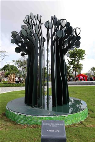 "El árbol de la vida" de China Taipéi