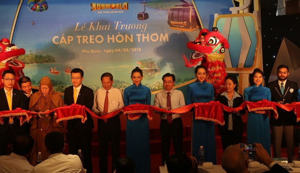 La ceremonia de inauguración del teleférico Hon Thom (Fuente: VNA)