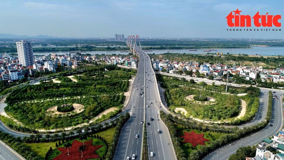 Hanoi está acelerando su Planificación para el período 2021-2030 con visión a 2050 y ajustando la Planificación General a 2045 con visión a 2065, entre otros, especialmente la zonificación de ciudades satélite y la planificación de la construcción de distritos. (Foto: Diario Tin Tuc)