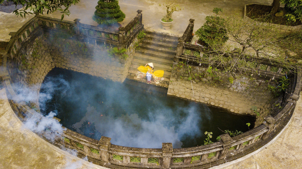 En el campus de la pagoda de Thien Ton, la reliquia histórica y cultural de la antigua capital imperial de Hoa Lu, en la provincia norteña de Ninh Binh (Fuente: VNA)