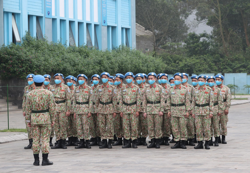 El primer equipo de ingenieros militares para la Fuerza Provisional de Seguridad de las Naciones Unidas (ONU) para Abyei antes de su salida (Fuente: VNA)