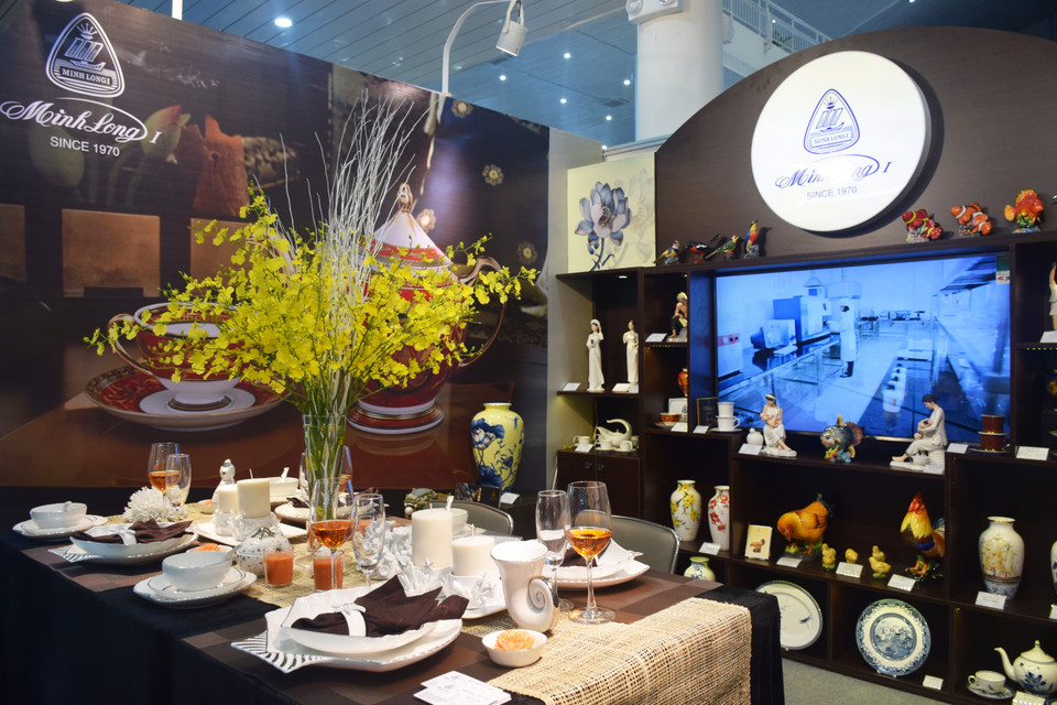 Exposición en el Centro de Prensa Internacional del APEC 2017 (Fuente: VNA)