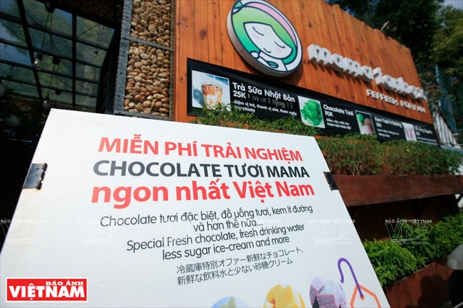 El cartel lindo de la cafetería con autoservicio “Mama Fanbox” (Fuente: VNA)