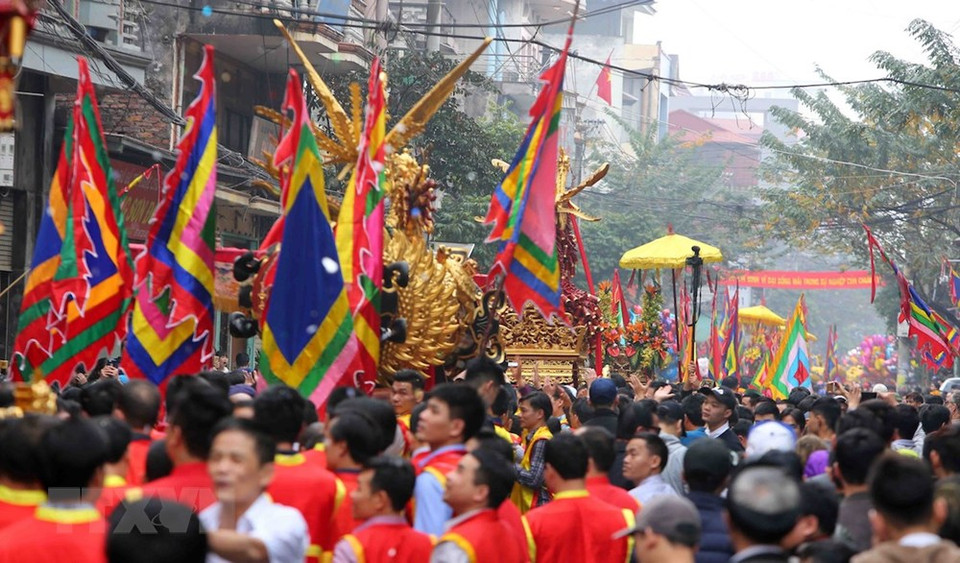 El acto de procesión de fuegos artificiales (Fuente:VNA)