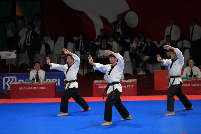 Equipo de taekwondo gana bronce en disciplina de demostración 