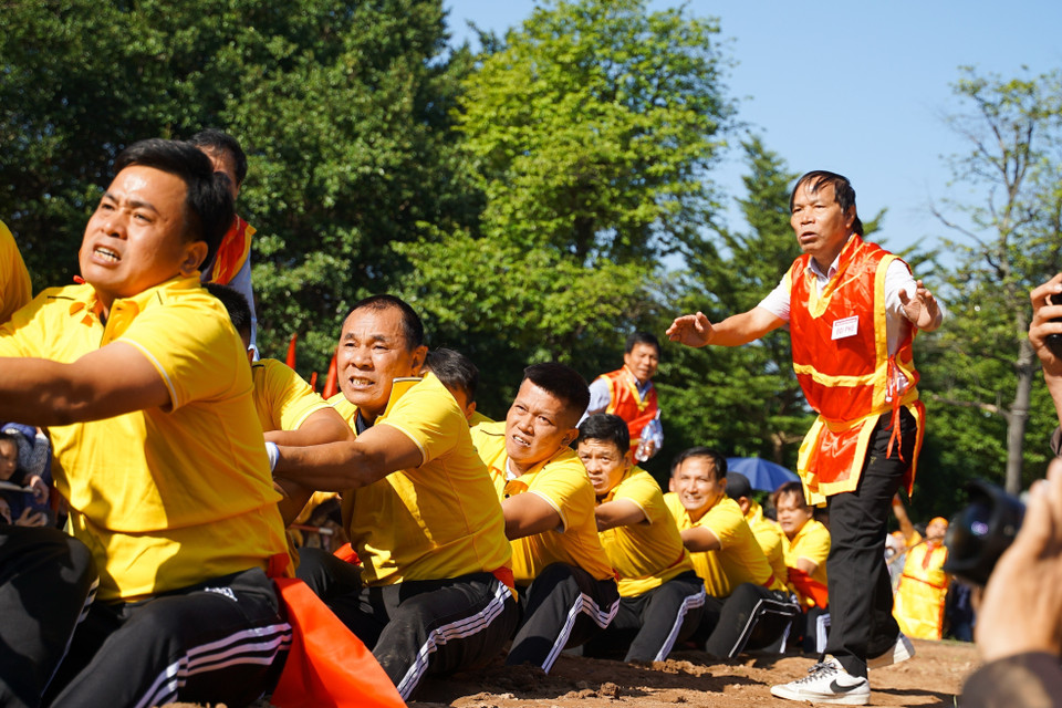 El equipo de la aldea de Huu Chap, distrito de Hoa Long, en la ciudad de Bac Ninh, está formado por 70 jóvenes de entre 30 y 45 años. (Foto: VNA)