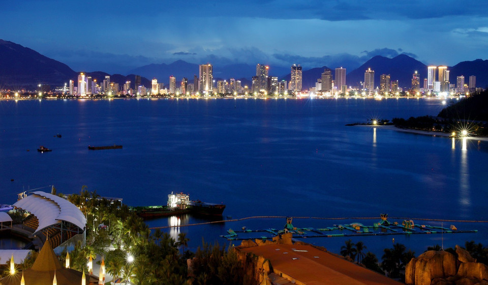 Nha Trang cuenta con un clima tropical y la temperatura promedio anual es de 26,3 grados Celsius. Esta ciudad suele ser poco afectada por las tormentas (Fuente: VNA).