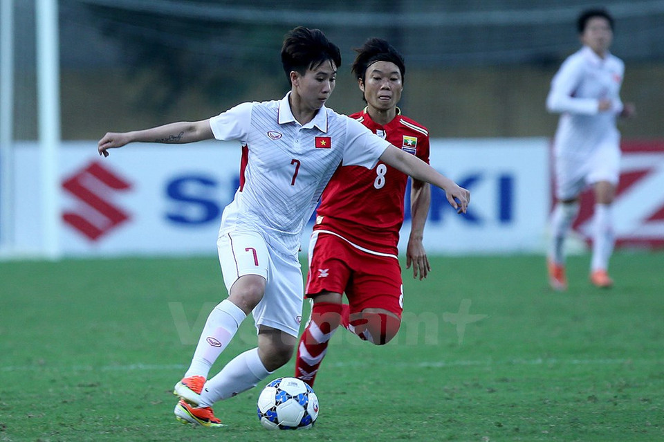 Tuyet Dung (camiseta blanca) marcó el primer gol para Vietnam en el minuto 55 (Fuente: VFF)