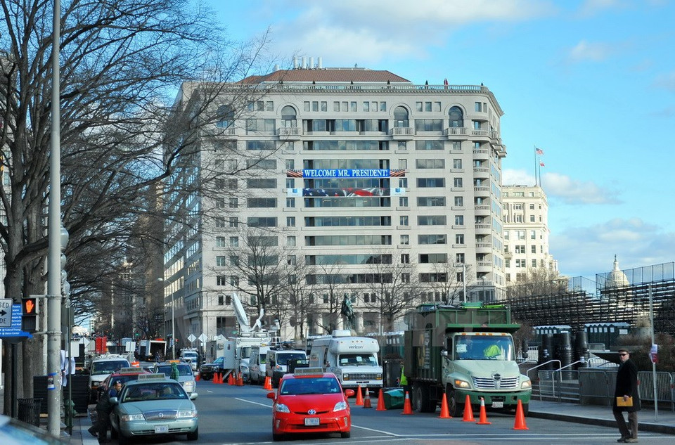 Los estadounidenses dan la bienvenida a su nuevo presidente. (Fuente: VNA)