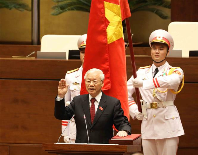 Nguyen Phu Trong, nuevo Jefe del Estado de Vietnam, jura ante el Parlamento (Fuente: VNA)