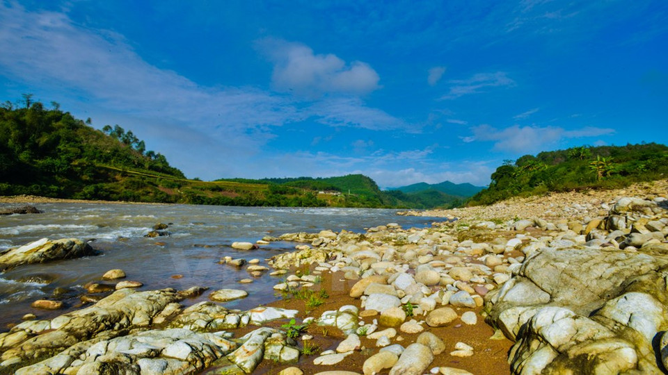 ... y arroyos (Fuente: VNA)