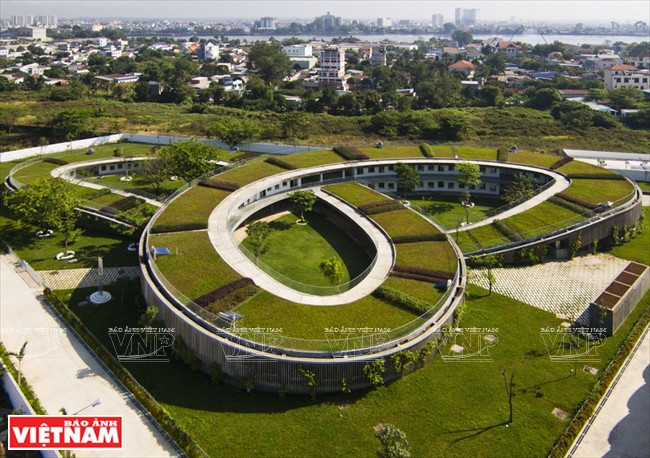 Vista panorámica de la escuela infantil "Nhung bong hoa nho" en la comuna de Hoa An, ciudad de Bien Hoa, provincia de Dong Nai.
