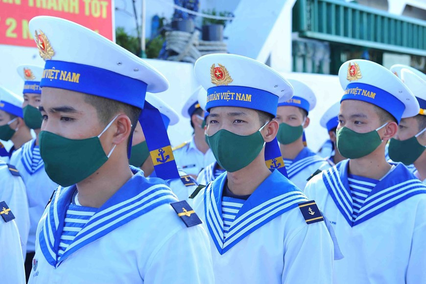 Ceremonia para despedir a la delegación que visitará a los soldados y pobladores del distrito insular de Truong Sa (Spratly) con motivo del Año Nuevo Lunar (Tet) (Fuente: VNA)