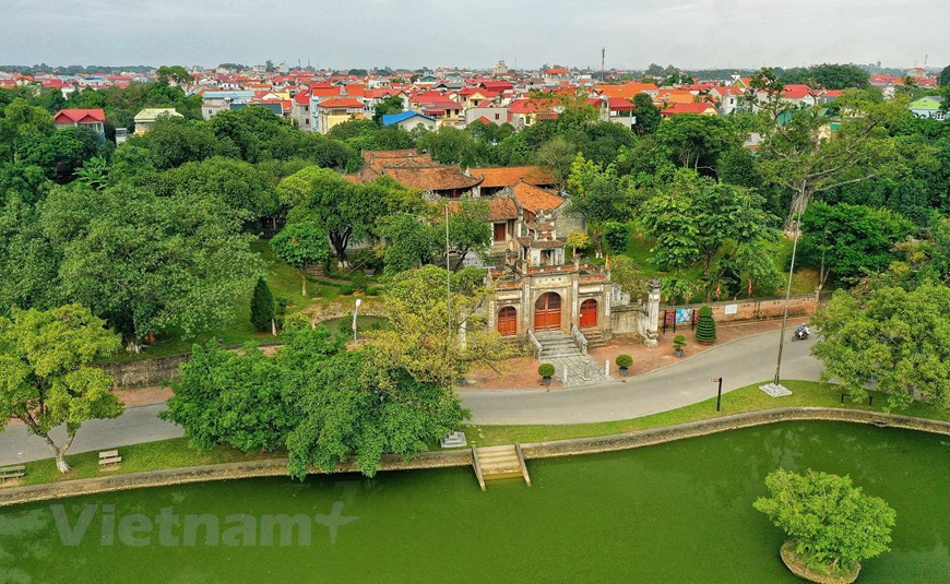 Cuenta la leyenda que la ciudadela tiene nueve murallas con forma de espiral. Sin embargo, según las excavaciones arqueológicas, quedan hasta la fecha tres murallas (Foto: VNA)
