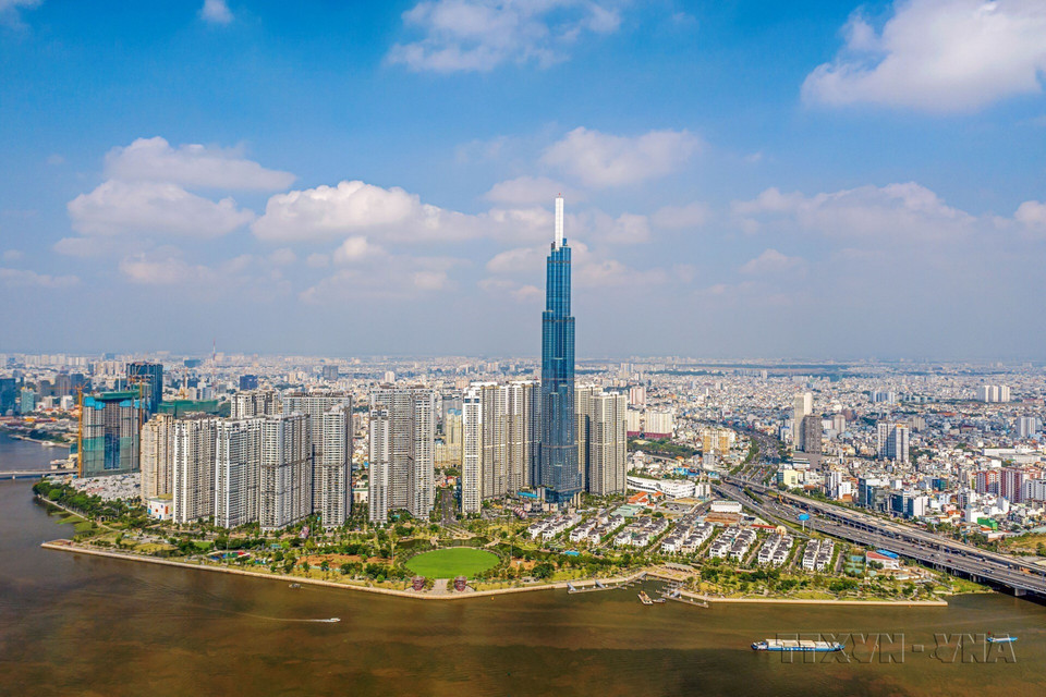 Panorama del edificio Landmark 81, donde se encuentran el hotel Vinpearl Luxury Landmark 81 y el mirador de Landmark 81 SkyView, el más alto del Sudeste Asiático. (Foto: VNA)