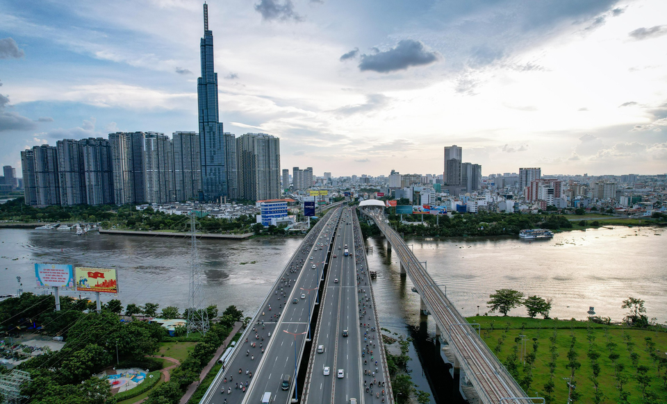 Una parte de la autopista de Hanoi de casi ocho km de largo, desde el puente de Saigón hasta la intersección de Thu Duc (en la ciudad de Thu Duc) ahora se llama calle Vo Nguyen Giap. (Foto: thanhnien.vn)