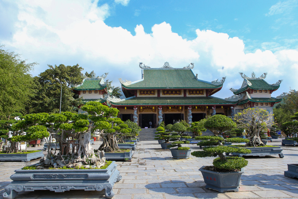 Dentro del complejo de la pagoda Linh Ung-Bai But (Foto: VNA)