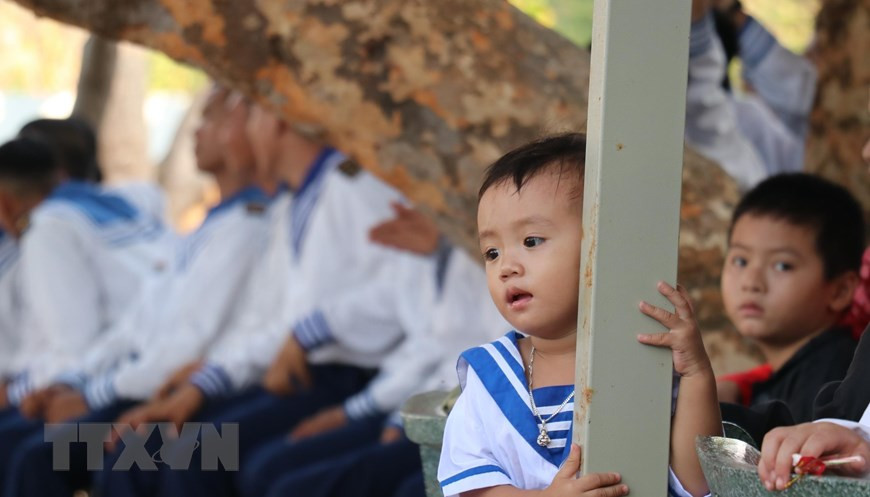 El pequeño Lam Nhat Kien Huy, de 18 meses de edad (Foto: VNA)
