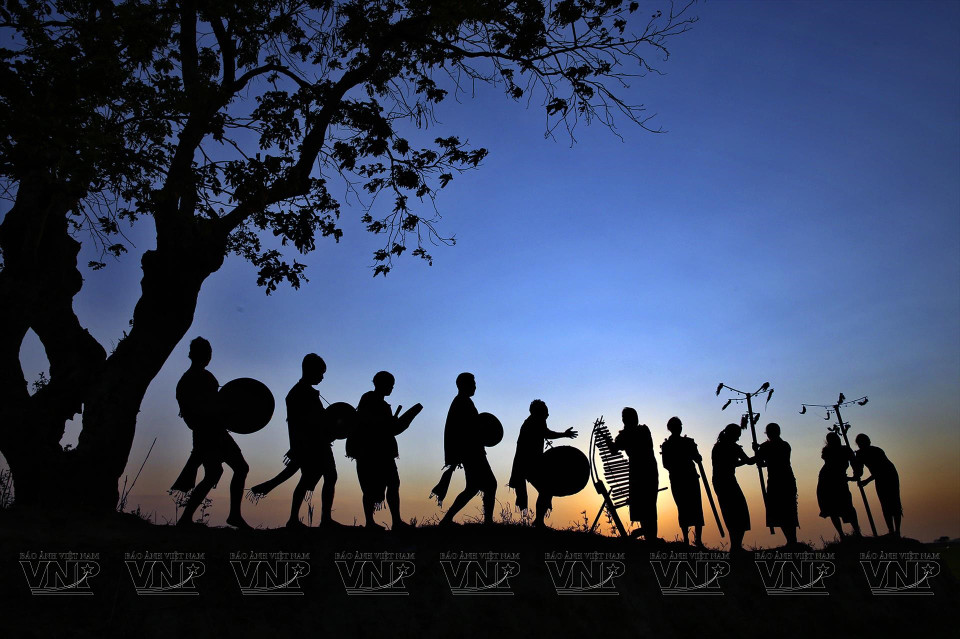 Los gongs, un famoso patrimonio cultural de la tierra y la gente de la Altiplanicie Occidental. (Foto: VNA)