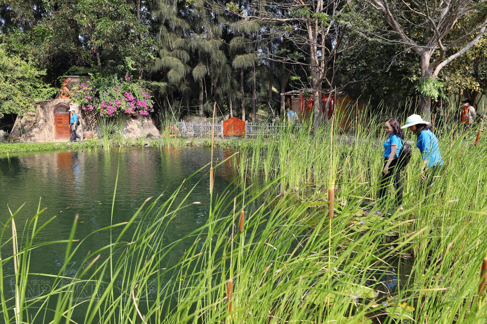 Uno de los rasgos atractivos de Tanyoli es que cada escena aquí se conserva casi intacta, minimizando el impacto de las manos humanas, con el deseo de brindar a los visitantes la experiencia más vívida (Foto: Revista Ilustrada de Vietnam)