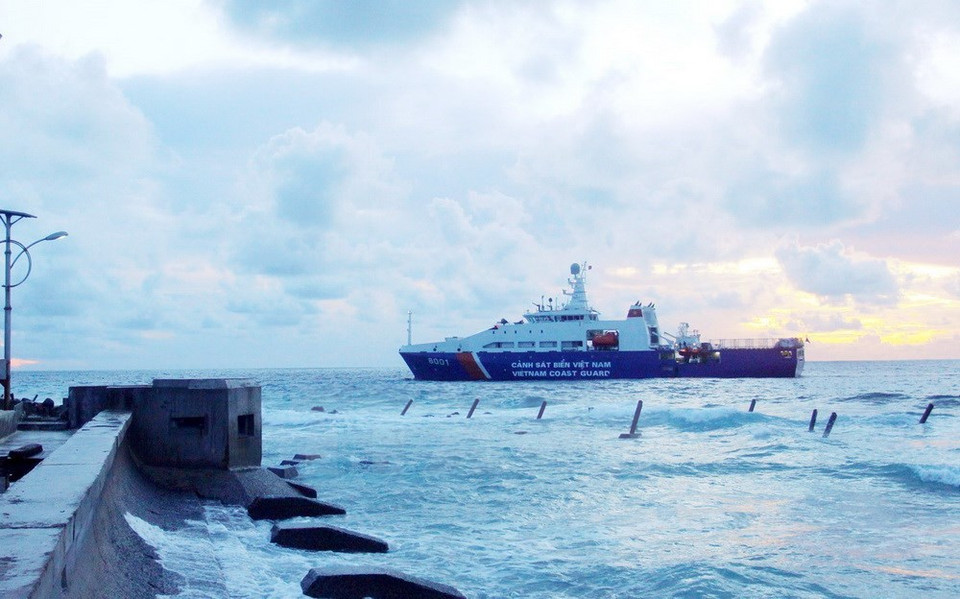 El barco CSB 8001 en la isla Truong Sa Lon (Fuente: VNA)