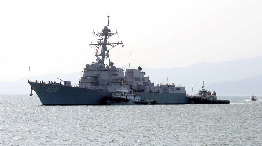 El destructor USS Wayne E. Meyer en el puerto Tien Sa, Da Nang (Fuente: VNA)