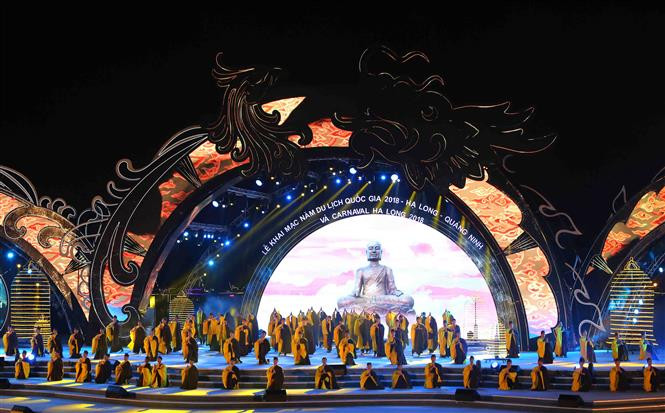 Una gran fiesta de luces y músicas marcaron hoy el comienzo del Año del Turismo Nacional 2018 Ha Long - Quang Ninh, apertura de lujo a la que asistió Nguyen Thi Kim Ngan, presidenta de la Asamblea Nacional de Vietnam (Fuente: VNA)